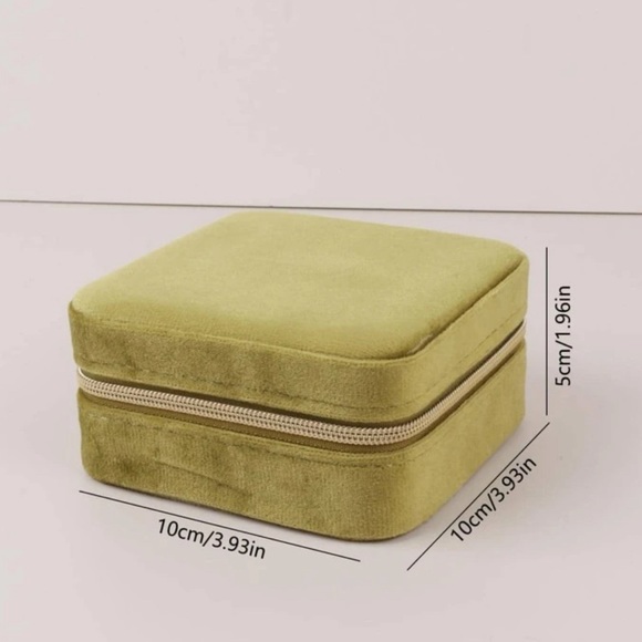 ✨New Velvet Green Jewelry Box - Picture 5 of 5